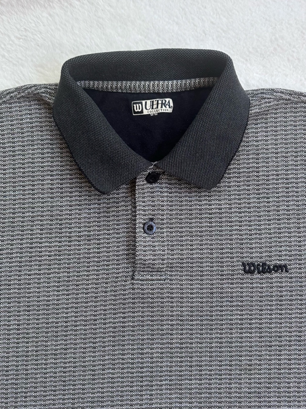 Vintage Wilson Men's Black and Gray Textured Polo Medium